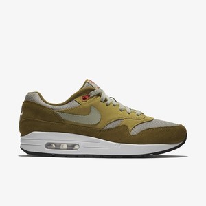 Air max 1 green curry on feet hotsell